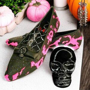 Abbey Dawn by Avril Lavigne Skull Shoes Size 5 Pink Black Flats Halloween Gothic